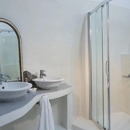 Gaia Villa *